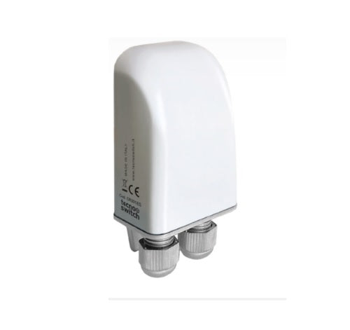 Interruttore crepuscolare bipolare da parete esterno IP55