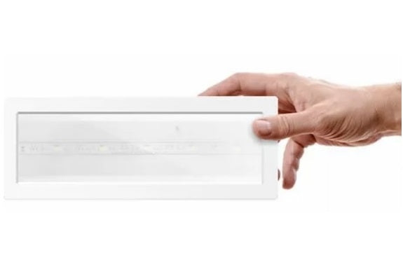 Lampada di emergenza LED 150 lumen SE IP42 IK07