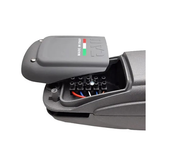 Coperchio coprimorsettiera TAU per serie ARM