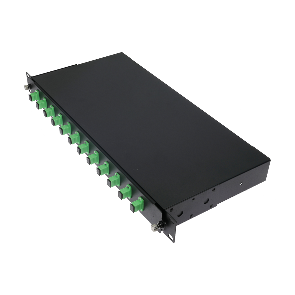 Pannello patch 1U per rack da 19 pollici - Include 12 adattatori SC simplex installati