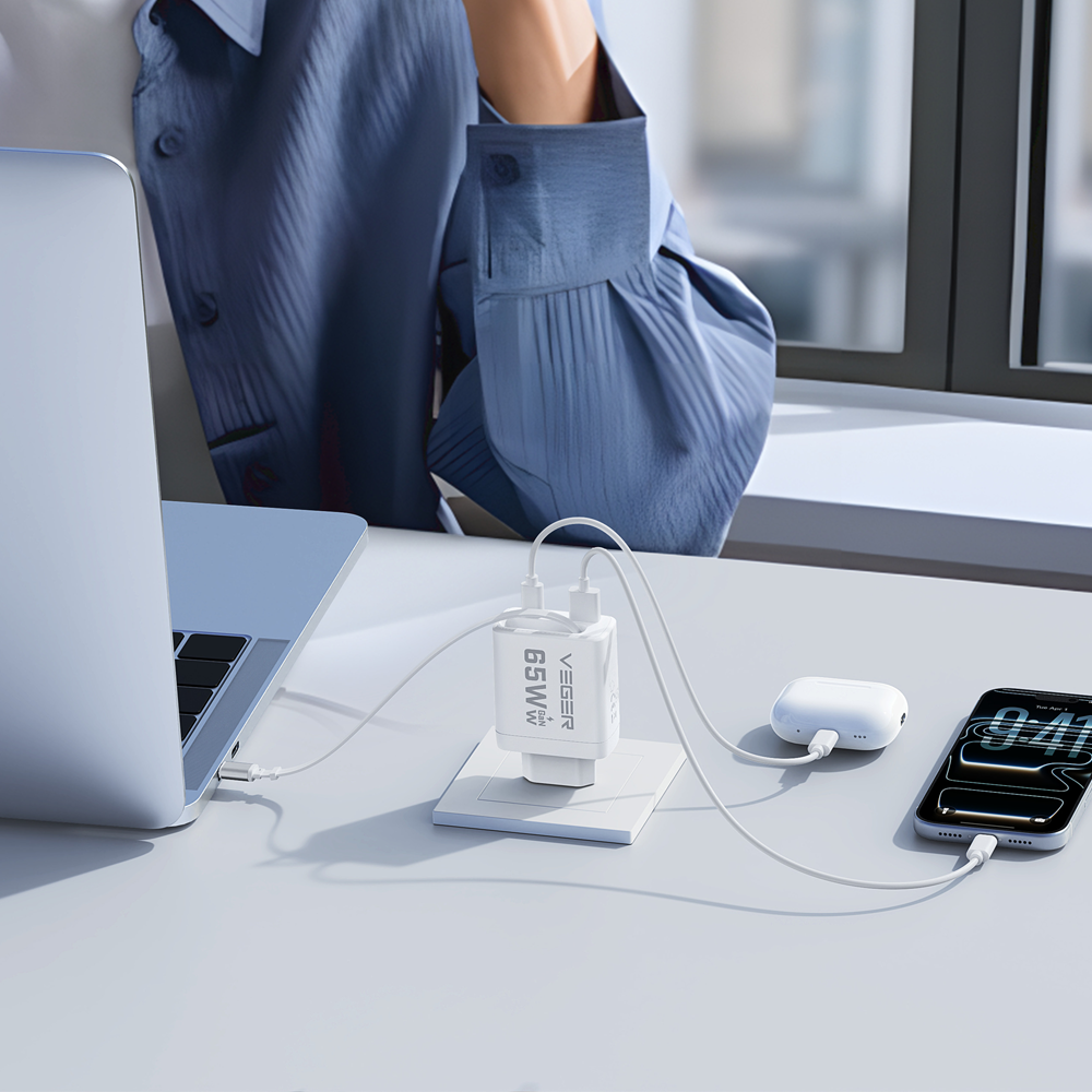 VEGER - Cargador de pared - Carga rápida 65W |  Con tecnología GaN - Salidas USB-C, USB-A