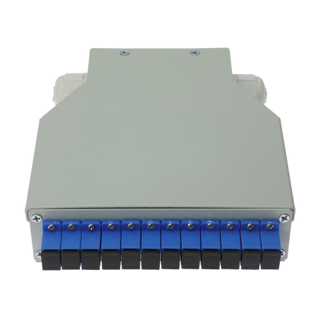 Box di distribuzione in fibra ottica per guida DIN - Include 12 adattatori SC simplex preinstallati