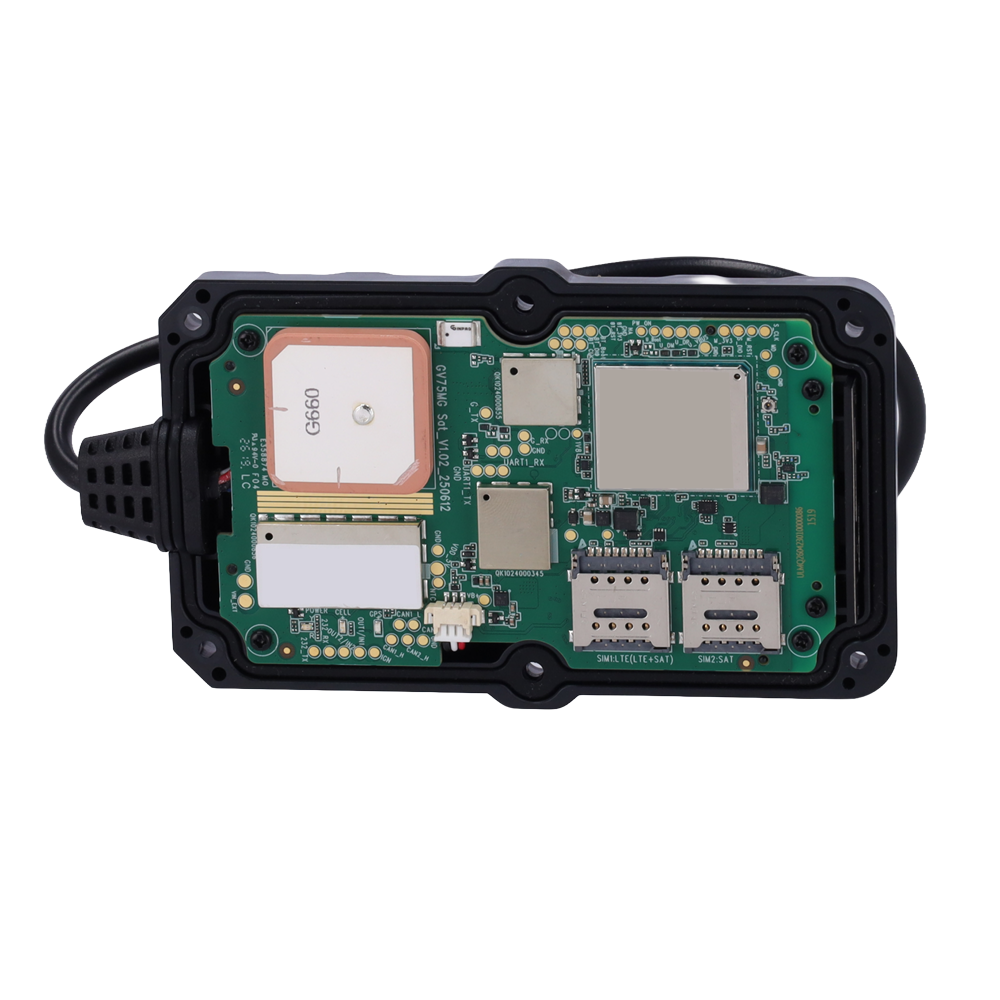 Queclink Doppia connettività LTE Cat M1/GSM + satellite NTN-IoT globale